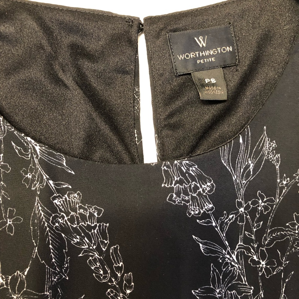 Black Worthington Petite Small sleeveless top